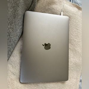 MacBook 13 Pro
